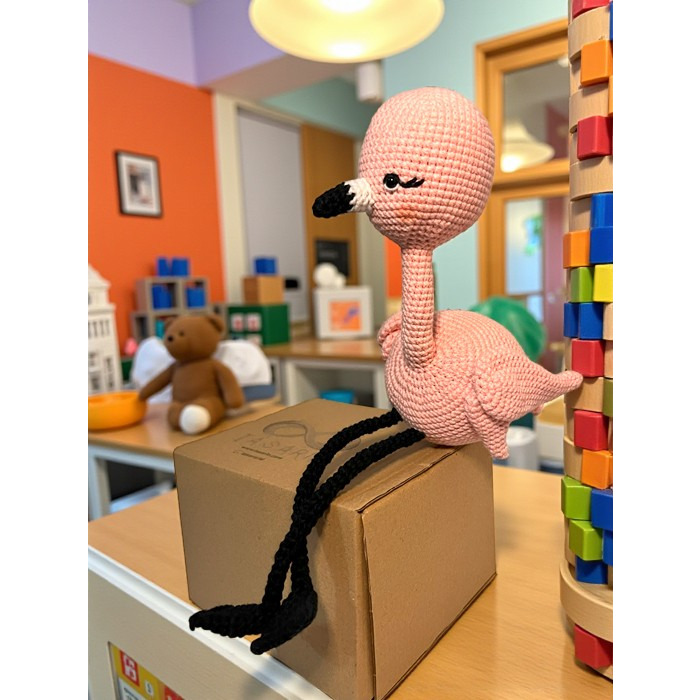 El Örgüsü Amigurumi Flamingo Oyuncak